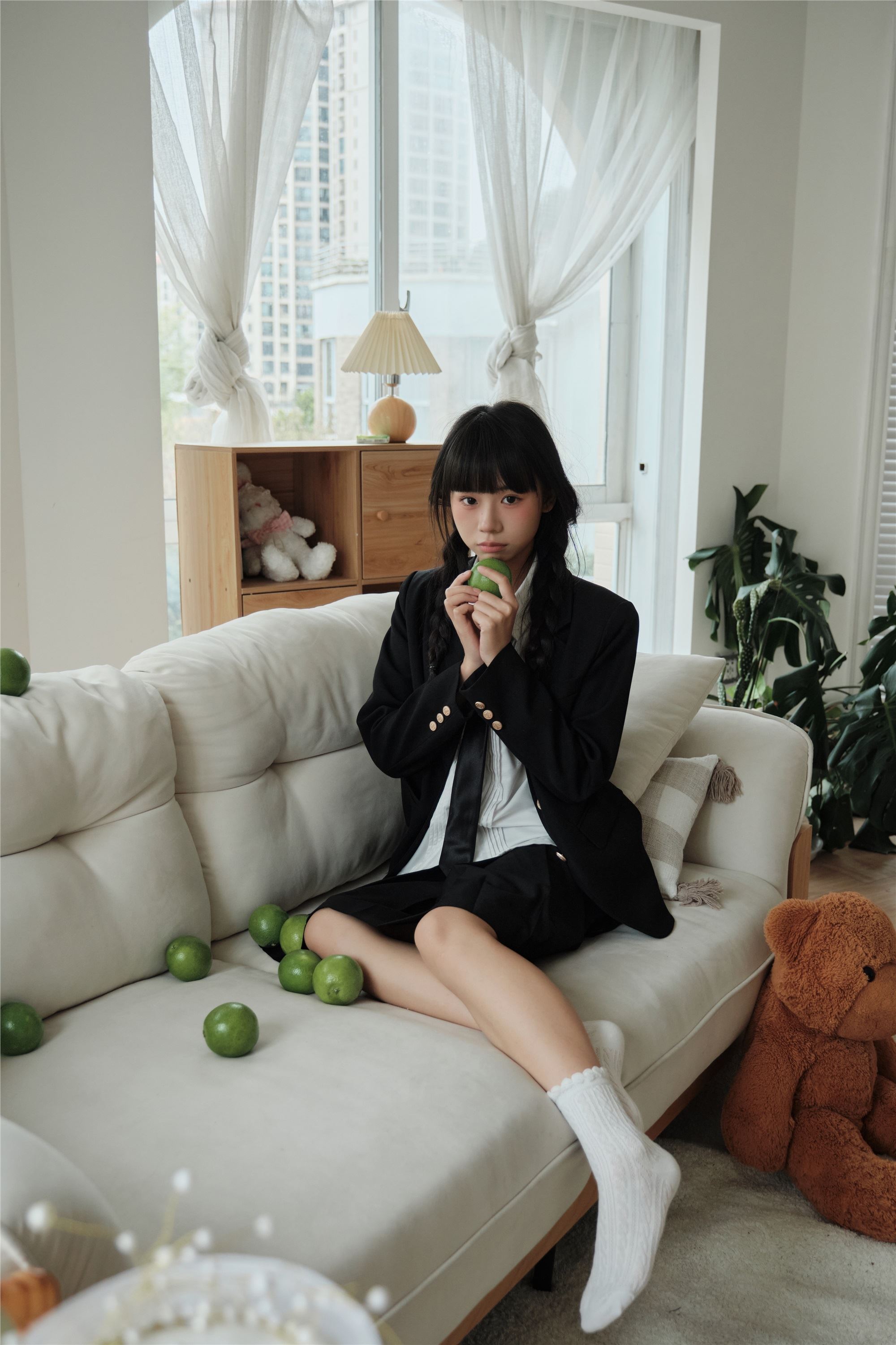 YITUYU艺图语 2025.01.18 青橙少女 是三金呀